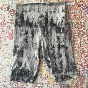 Lululemon Align biker shorts